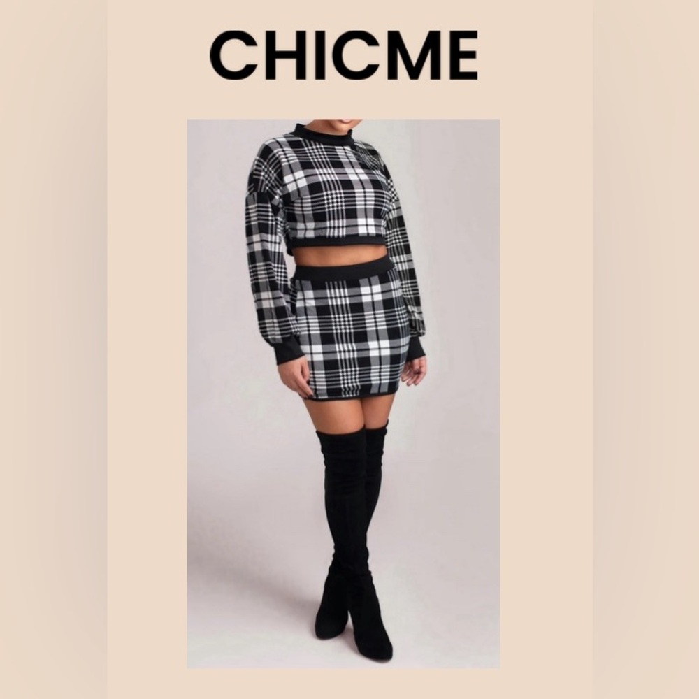 Women’s Long Sleeve Mini Skirt Set Size Small